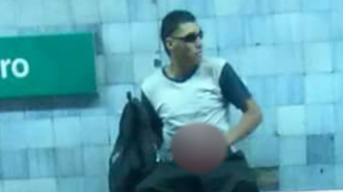 Video: Escrachó a hombre que le mostró el pene en el subte - Canal 9  Televida Mendoza