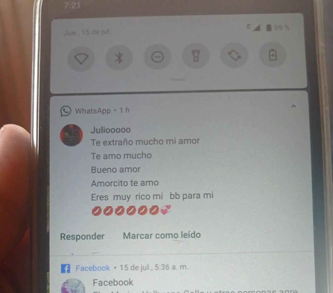 Leyó el chat de su papá con 