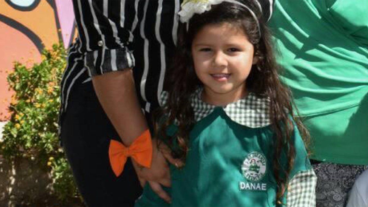 Tragedia Nacional Nena De 6 Años Fue Al Hospital Por Un Raspón En La Rodilla Y Murió Tres Días 2598